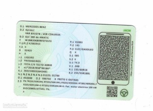 Mercedes-Benz GLC 300 e Coupe 4Matic - 13