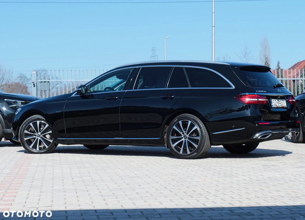 Mercedes-Benz Klasa E 300 de 9G-TRONIC Exclusive - 36