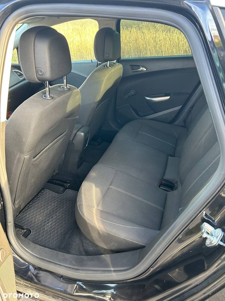Opel Astra 1.7 CDTI Cosmo - 12