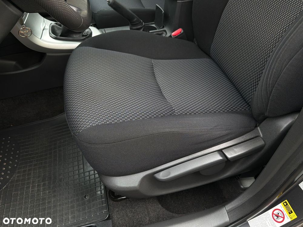 Toyota Corolla 1.6 Premium - 19