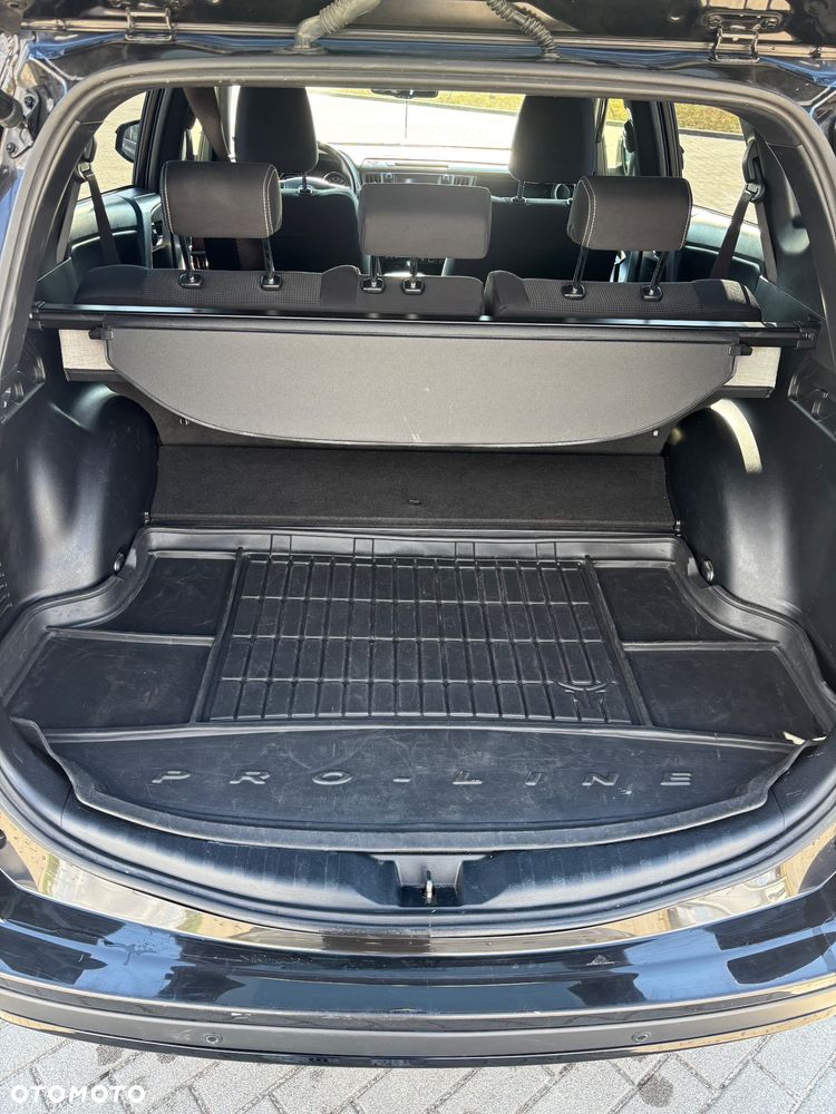 Toyota RAV4 - 19