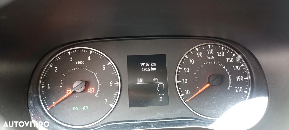 Dacia Logan TCe 90 MT6 Prestige+ - 13