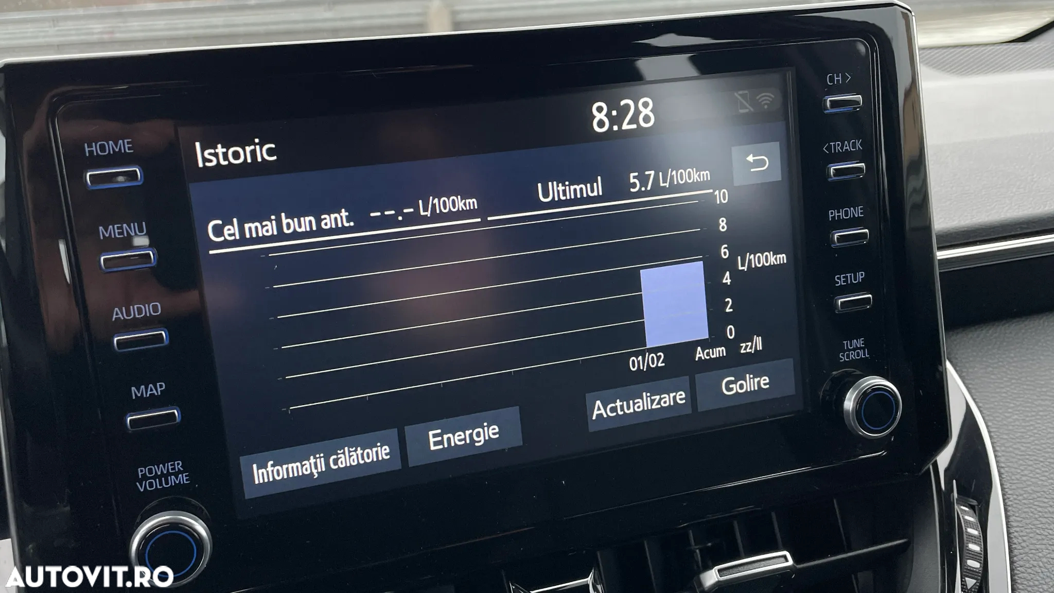 Toyota Corolla 1.8 Hybrid Comfort - 23
