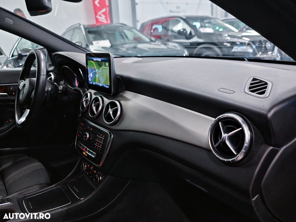 Mercedes-Benz CLA Shooting Brake 180 d 7G-DCT - 21