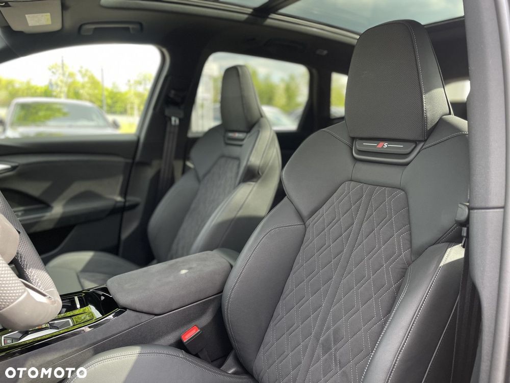 Audi Q6 e-tron - 11