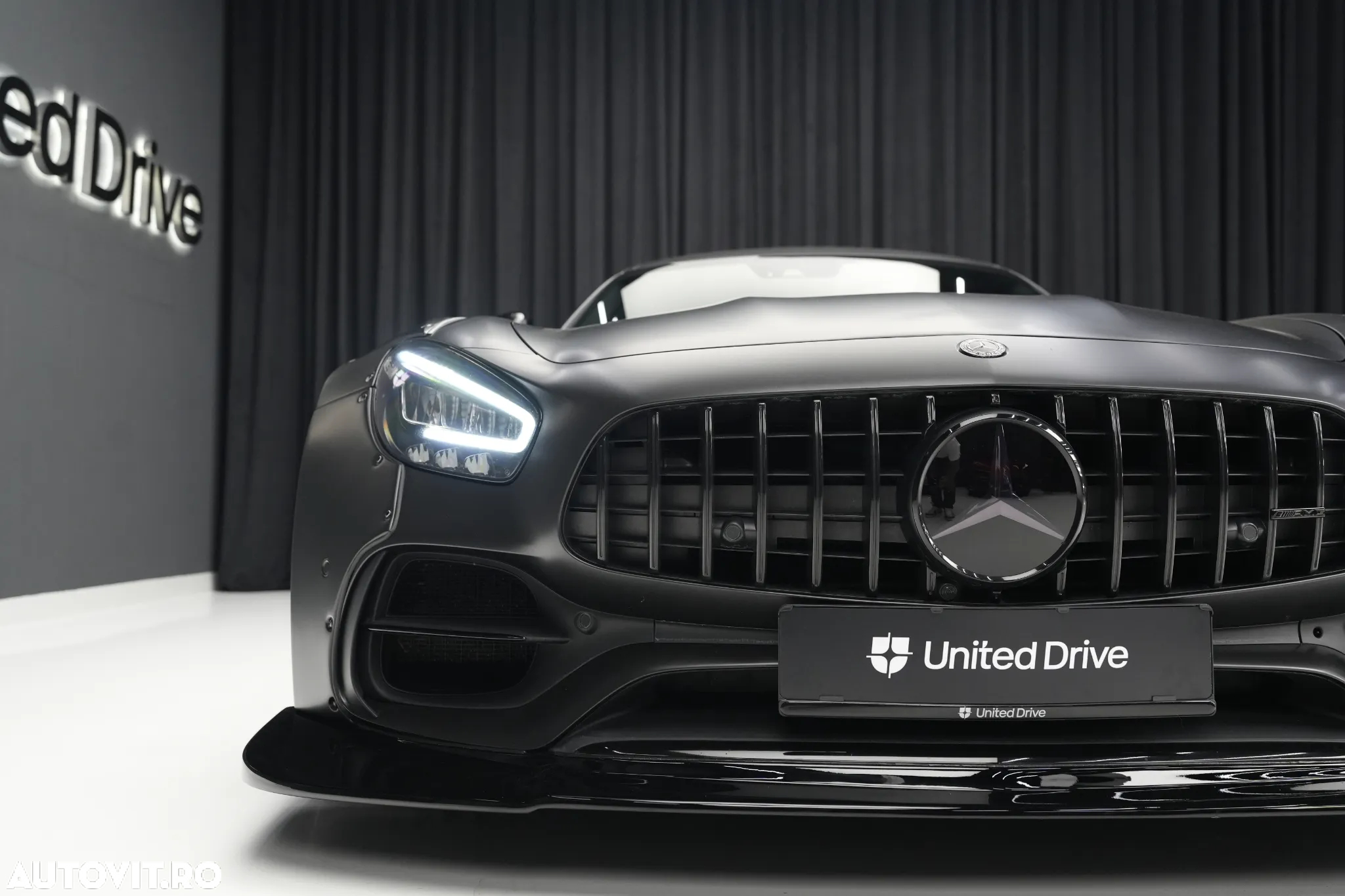 Mercedes-Benz AMG GT - 5
