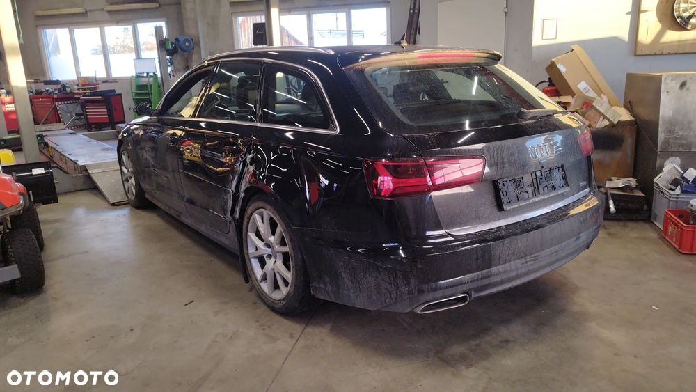 Audi A6 Avant 3.0 TDI quattro S tronic - 31