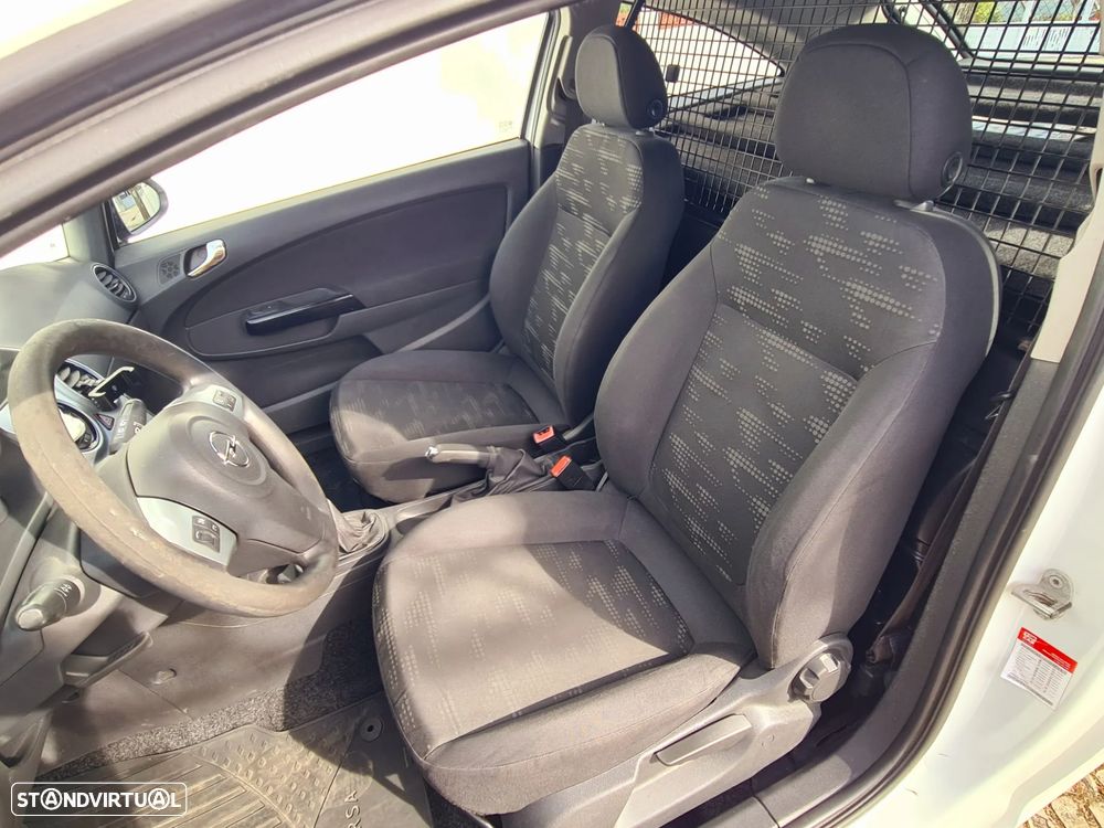 Opel Corsa 1.3 CDTI - 31