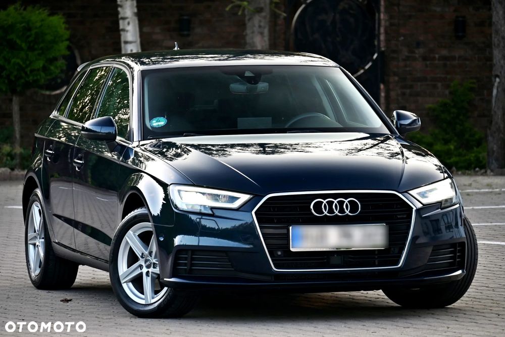 Audi A3 Sportback 2.0 TDI S tronic design - 9