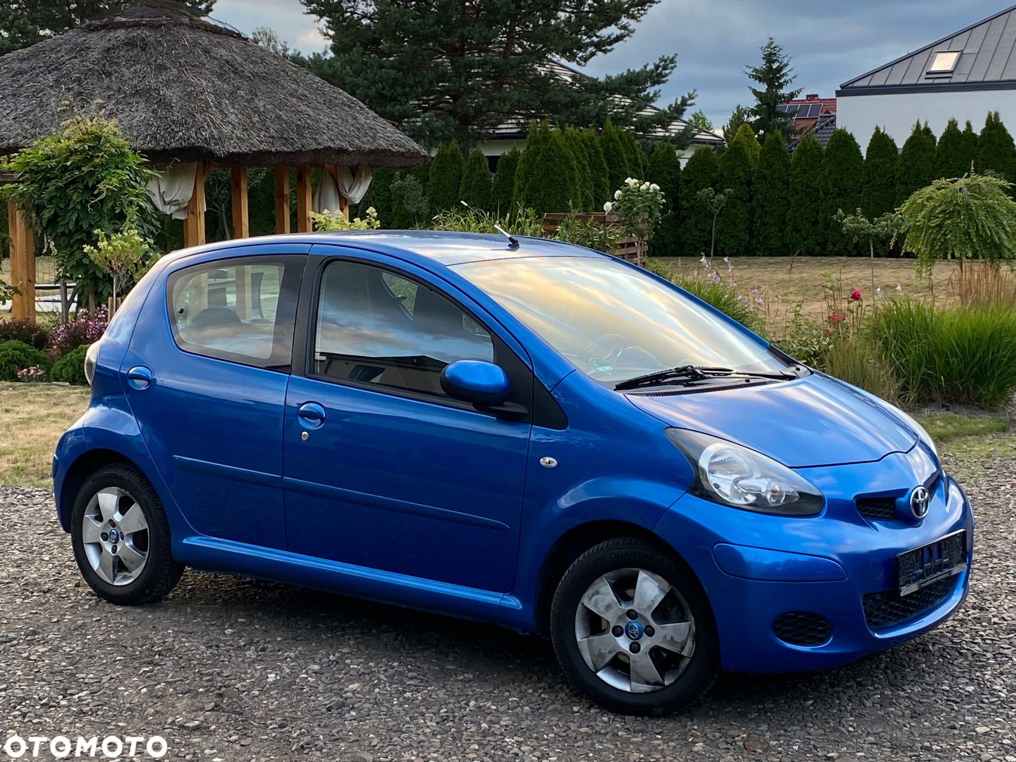 Toyota Aygo x-business - 1