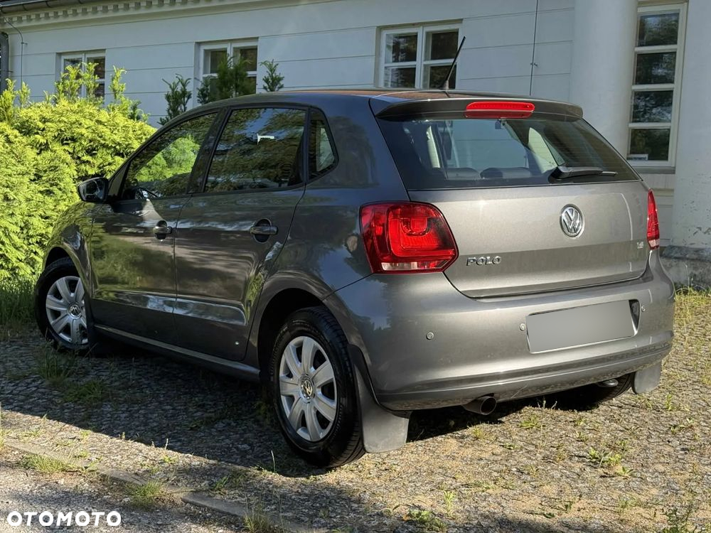 Volkswagen Polo 1.4 16V Trendline - 2