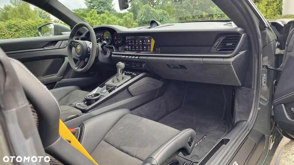Porsche 911 GT3 - 24