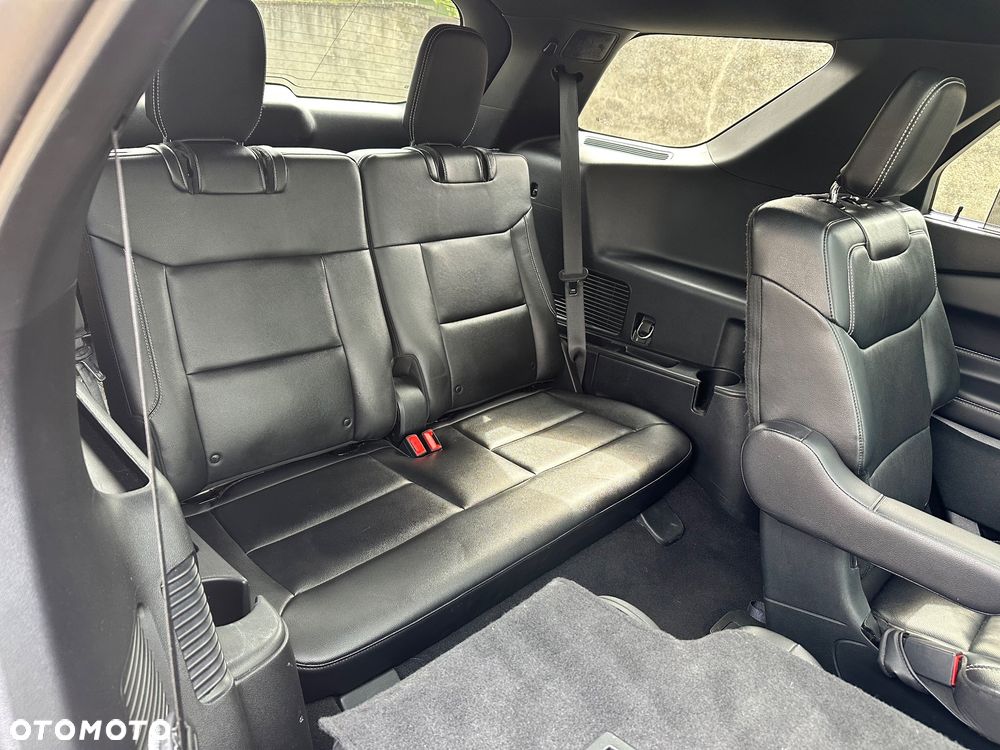 Ford Explorer EcoBoost Plug-in Hybrid PLATINUM - 17