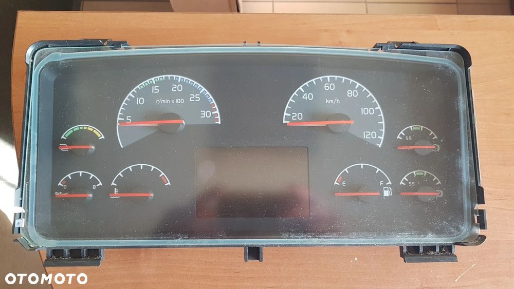 LICZNIK ZEGARY 21375853-P01 VOLVO FL FE