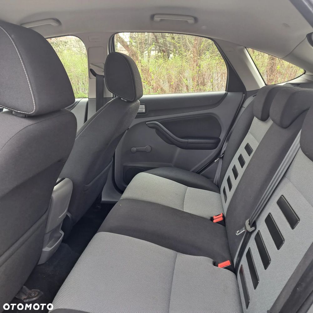 Ford Focus 1.6 TDCi Trend - 5