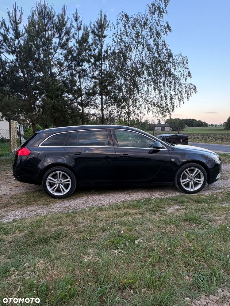 Opel Insignia 2.0 Turbo 4x4 Cosmo - 5
