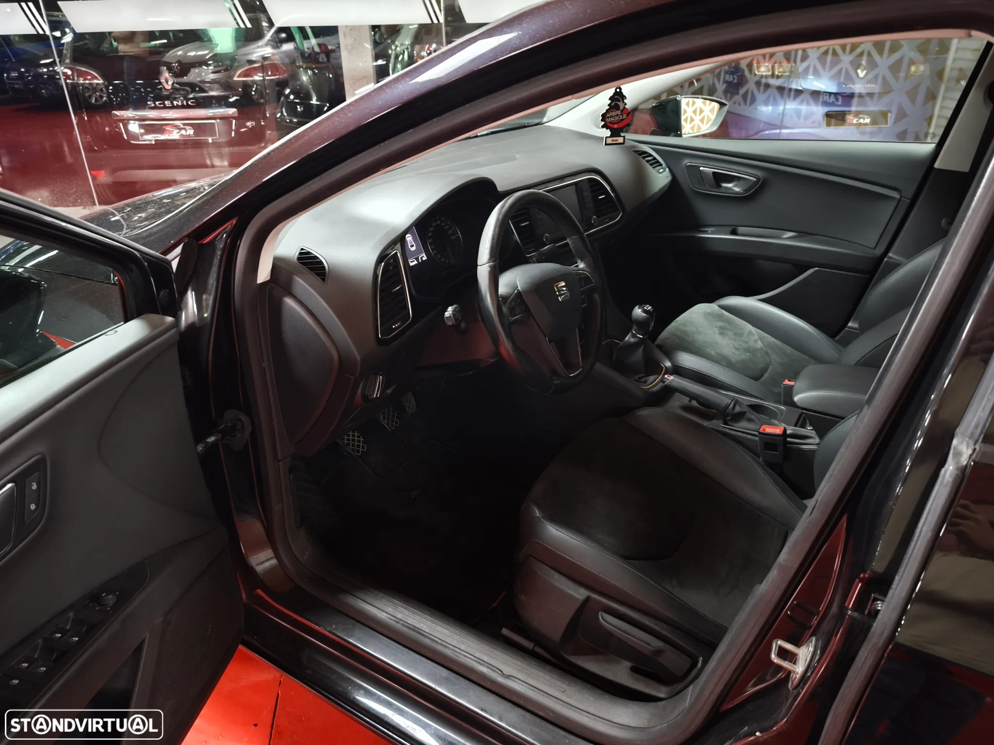 SEAT Leon 1.2 TSI S&S I-Tech - 9