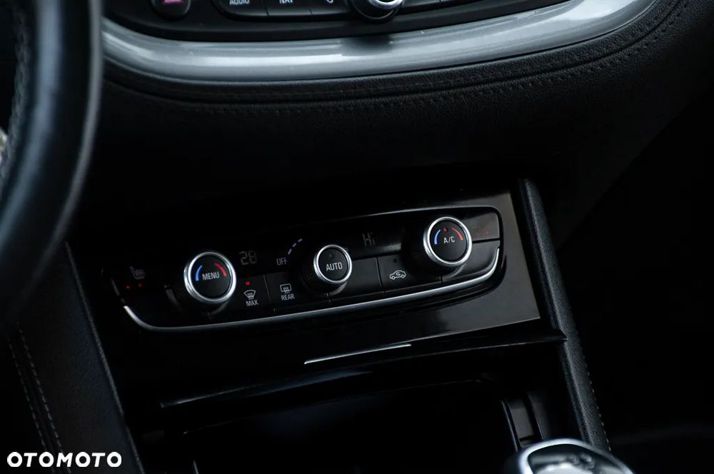 Opel Grandland X 1.2 Start/Stop INNOVATION - 33