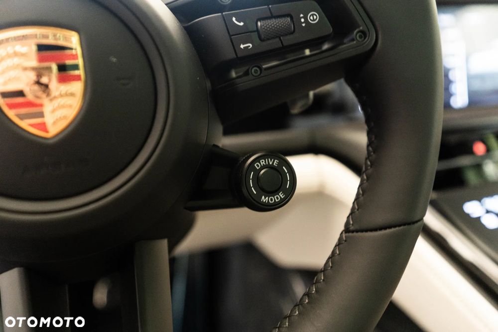Porsche Panamera - 19