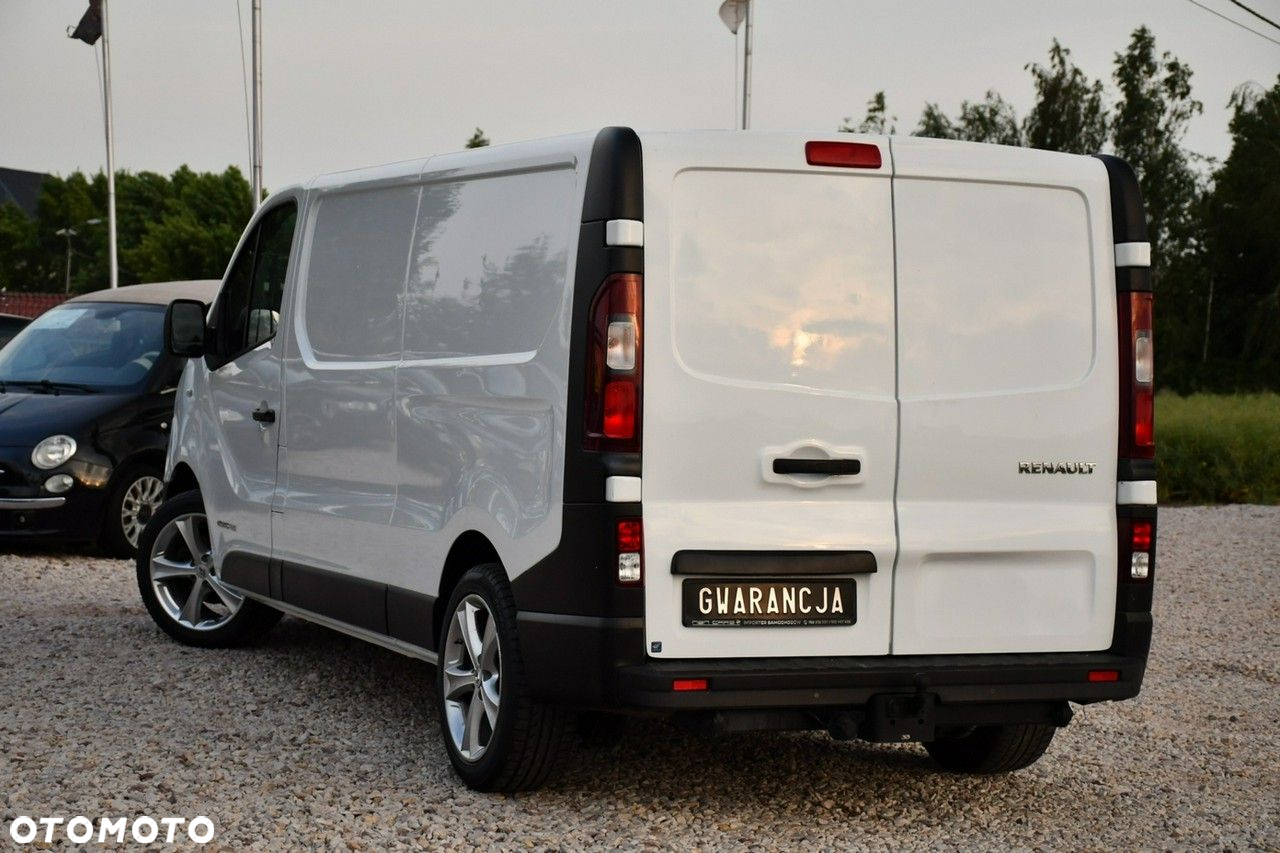 Renault Trafic - 16
