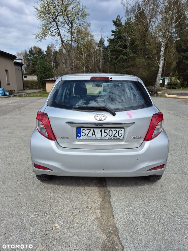 Toyota Yaris 1.33 Sol - 3