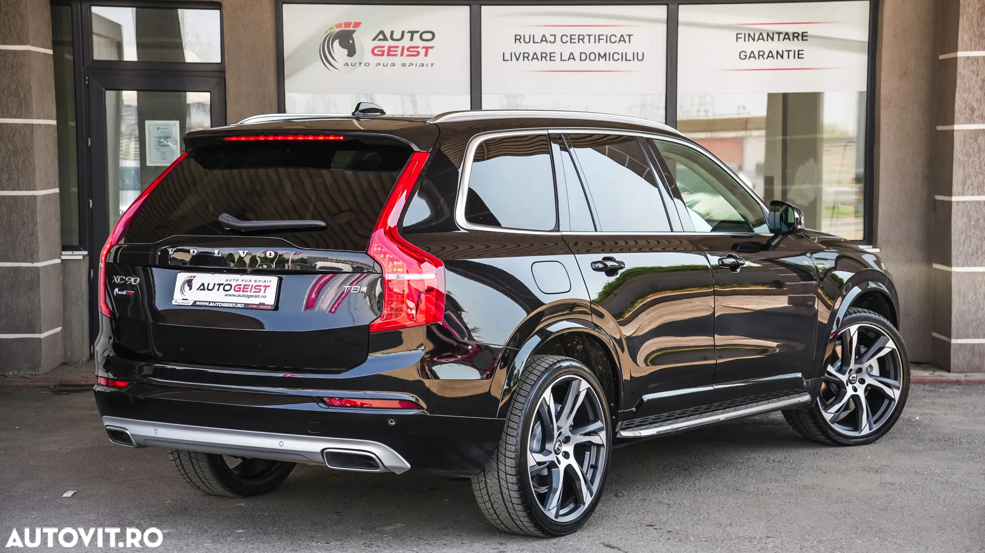 Volvo XC 90 T8 AWD Twin Engine Geartronic Momentum - 6