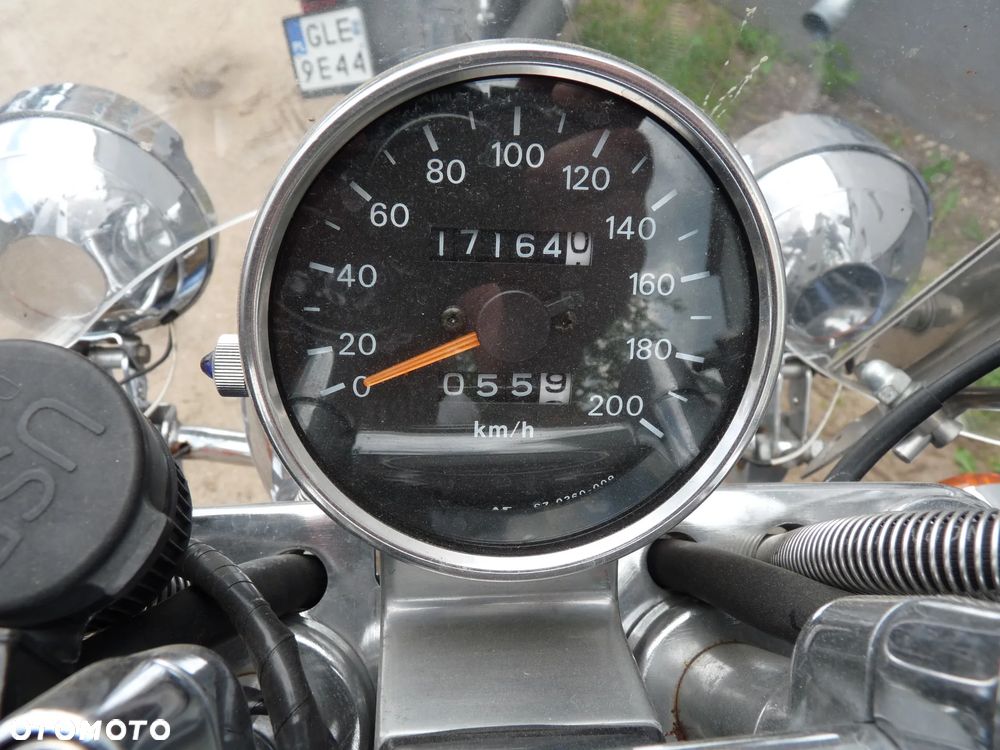 Suzuki Intruder - 9