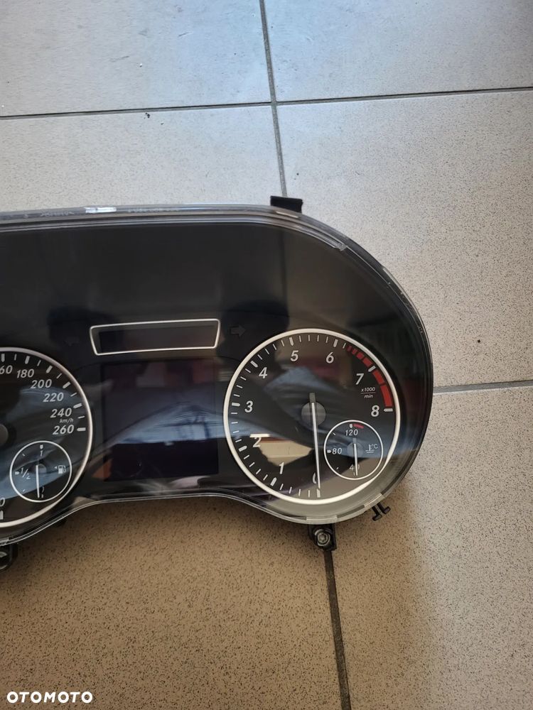 LICZNIK MERCEDES W246 A1769007701 0263700112 - 3