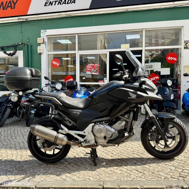Honda NC700X - 8