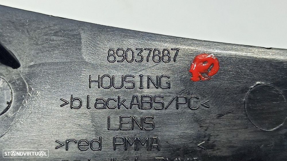 FAROLIM TRASEIRO DIREITO OPEL CORSA D COSMO - 2