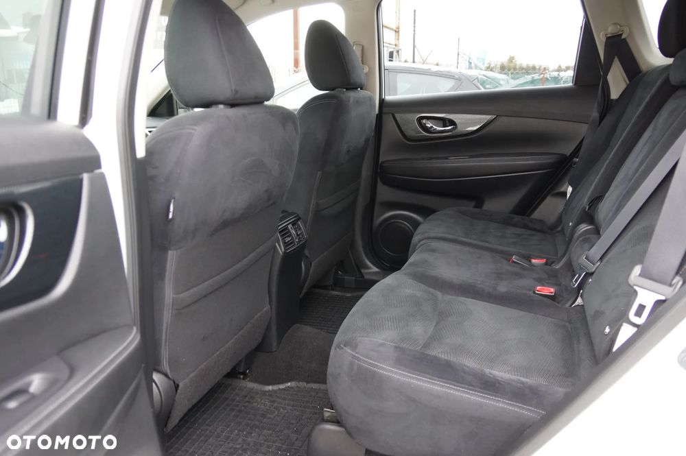 Nissan X-Trail 1.6 DCi Xtronic Acenta - 28