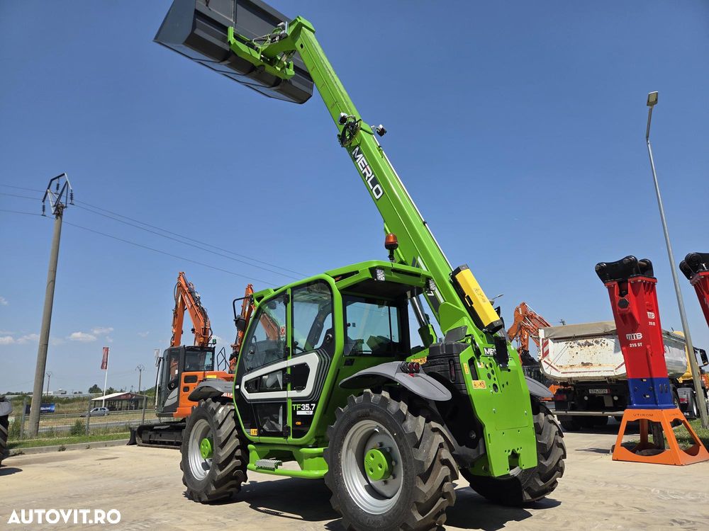 Merlo TF35.7-140, ridica 3,5t la 7m, motor Deutz 140CP, cupa si furci, transmisie 4x4, aer conditionat, Masa operatinala 6800kg, lungime 4,4m, latime 2,3m, produs in ITALIA, garantie 1 an, posibilitate leasing-PROMOTIE 81.900 EUR+Tva - 2
