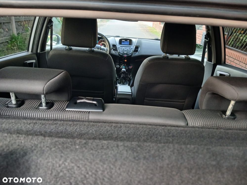 Ford Fiesta - 16