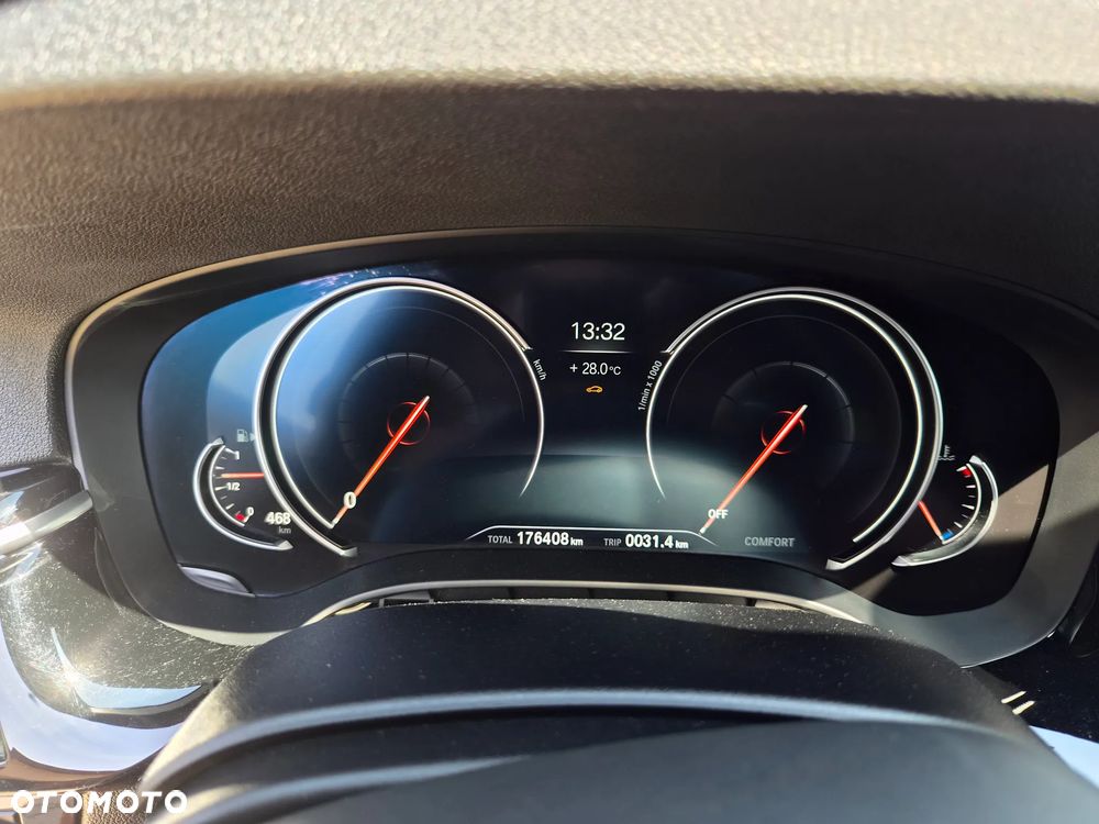 BMW Seria 5 530i xDrive M Sport sport - 12