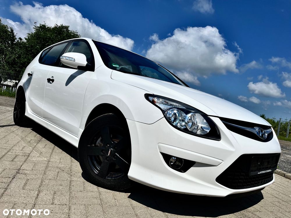 Hyundai i30 1.4 FIFA WM Edition - 2