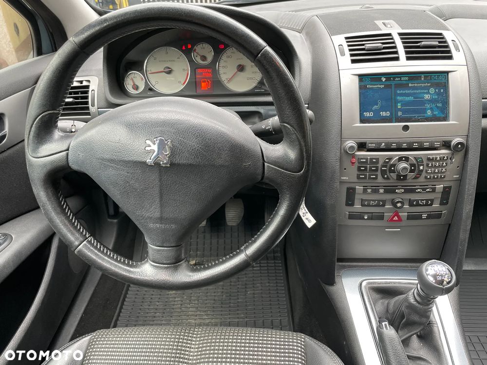 Peugeot 407 HDi 135 Premium mit Exklusiv-Paket - 12