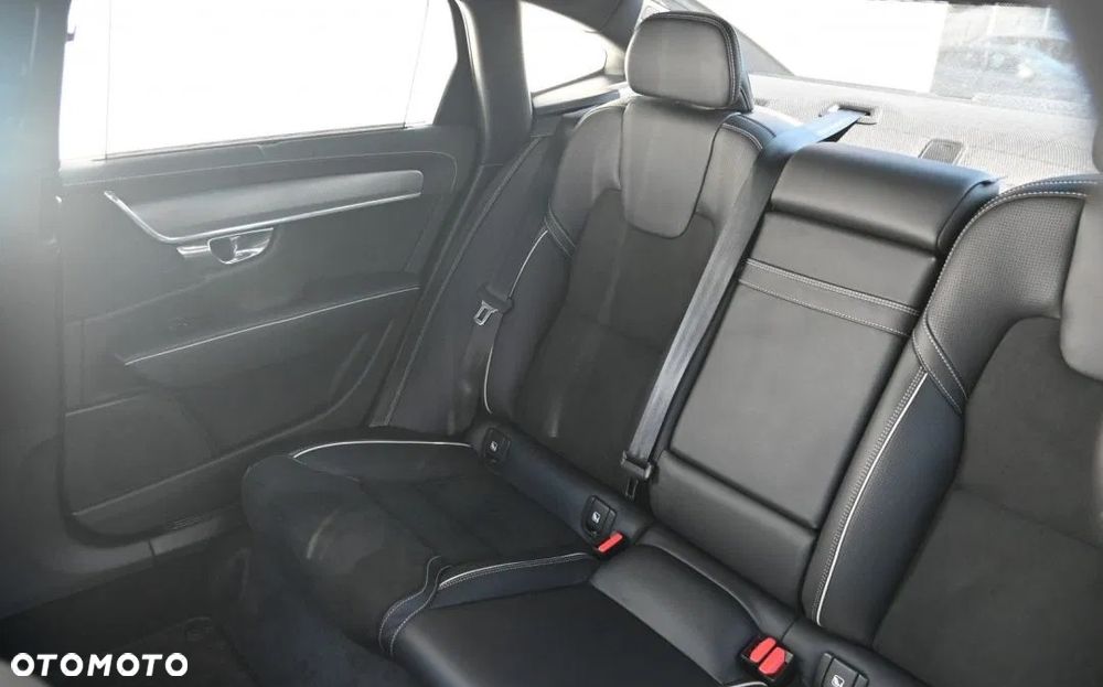 Volvo S90 B4 B Plus Dark - 16