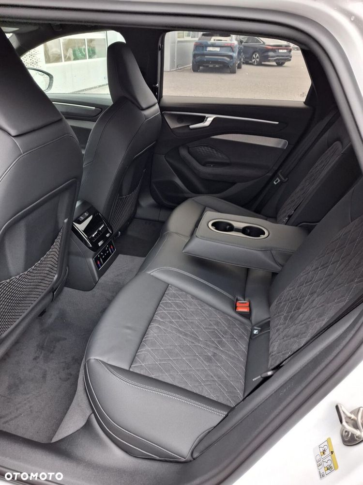 Audi A6 Avant - 14