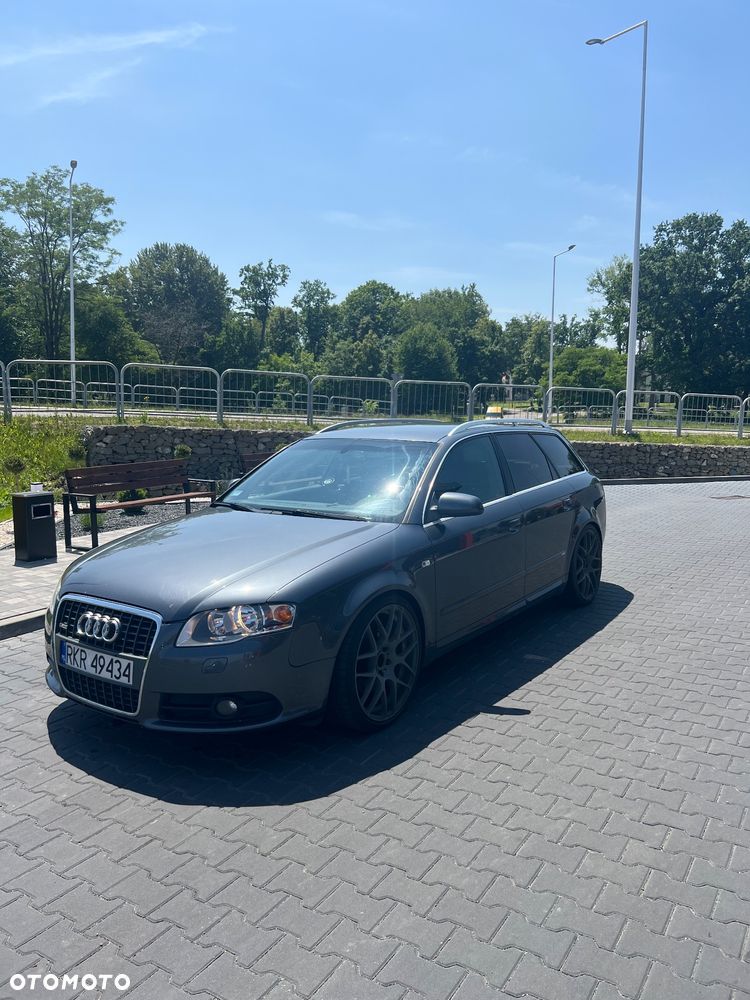 Audi A4 Avant 2.0 T FSI quattro tiptronic - 1