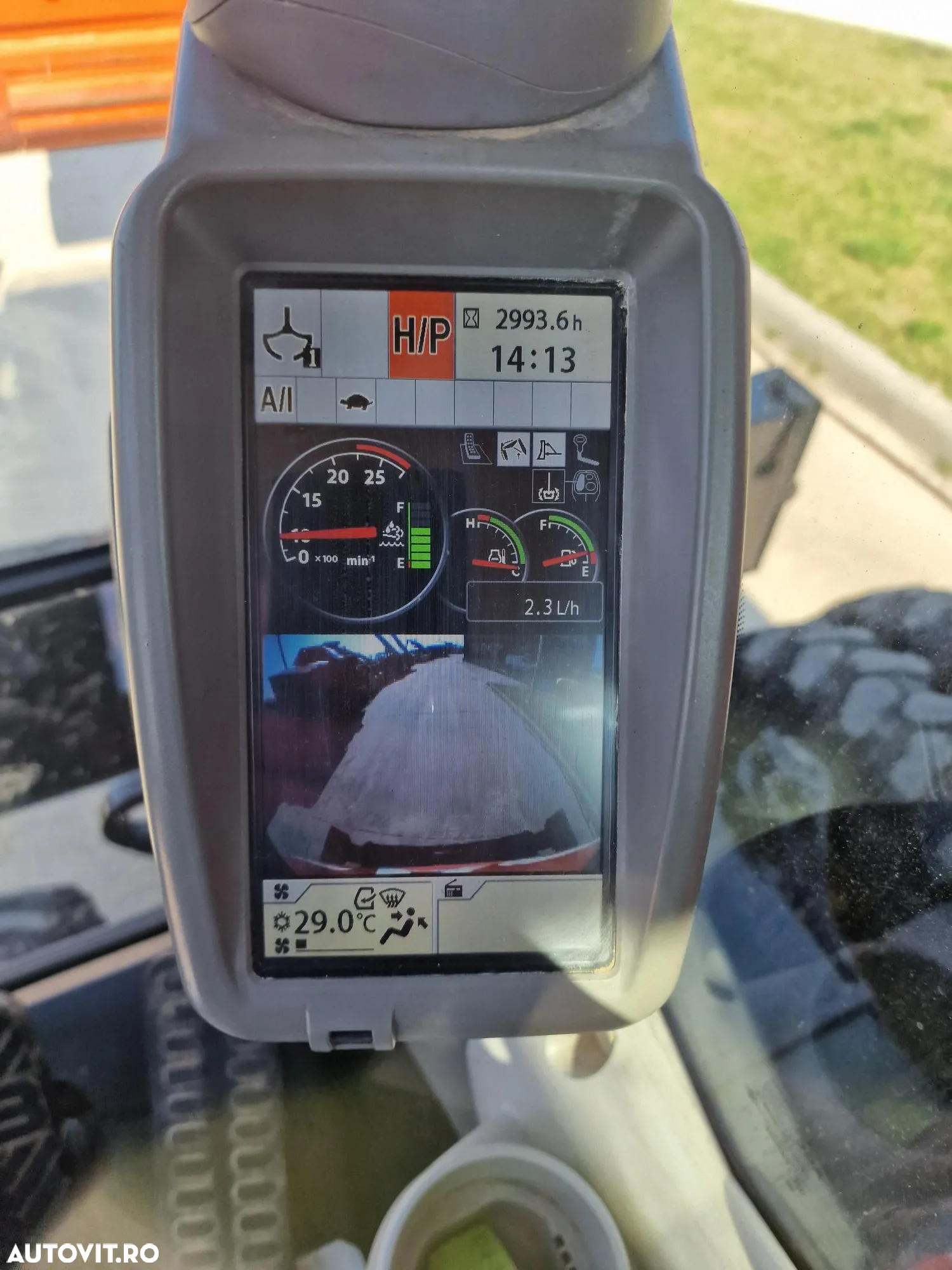 Hitachi EXCAVATOR PE ROTI, 3 brate excavare, LAMA+CALE, cupa NOUA 1,2m latime, Masa operationala 17,2t, Inst picon, A doua inst hidr, 2018, 2.993h, hidraulica HITACHI, anv noi, posibilitate leaisng 3 ani, PROMOTIE 99.900 EUR+Tva - 13