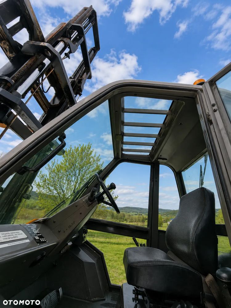 Manitou M30-4 T Wózek Widłowy 4X4 TERENOWY JAK NOWY! 2013r z Norwegii. Silnik PERKINS TURBO 100KM! DEKRA do 2026roku! 3 tony Udzwig! Posuw wideł Hydrauliczny! Jazda REWERS+4 biegi. Ani deka luzów czy wycieków! Zadbana Maszyna! - 20