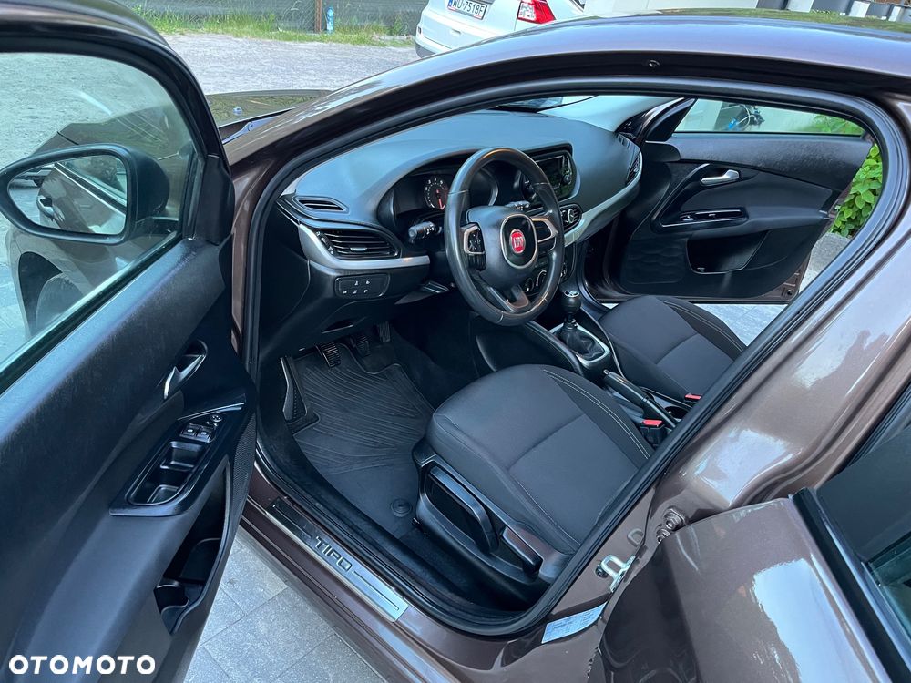 Fiat Tipo 1.4 16v Easy EU6d - 12