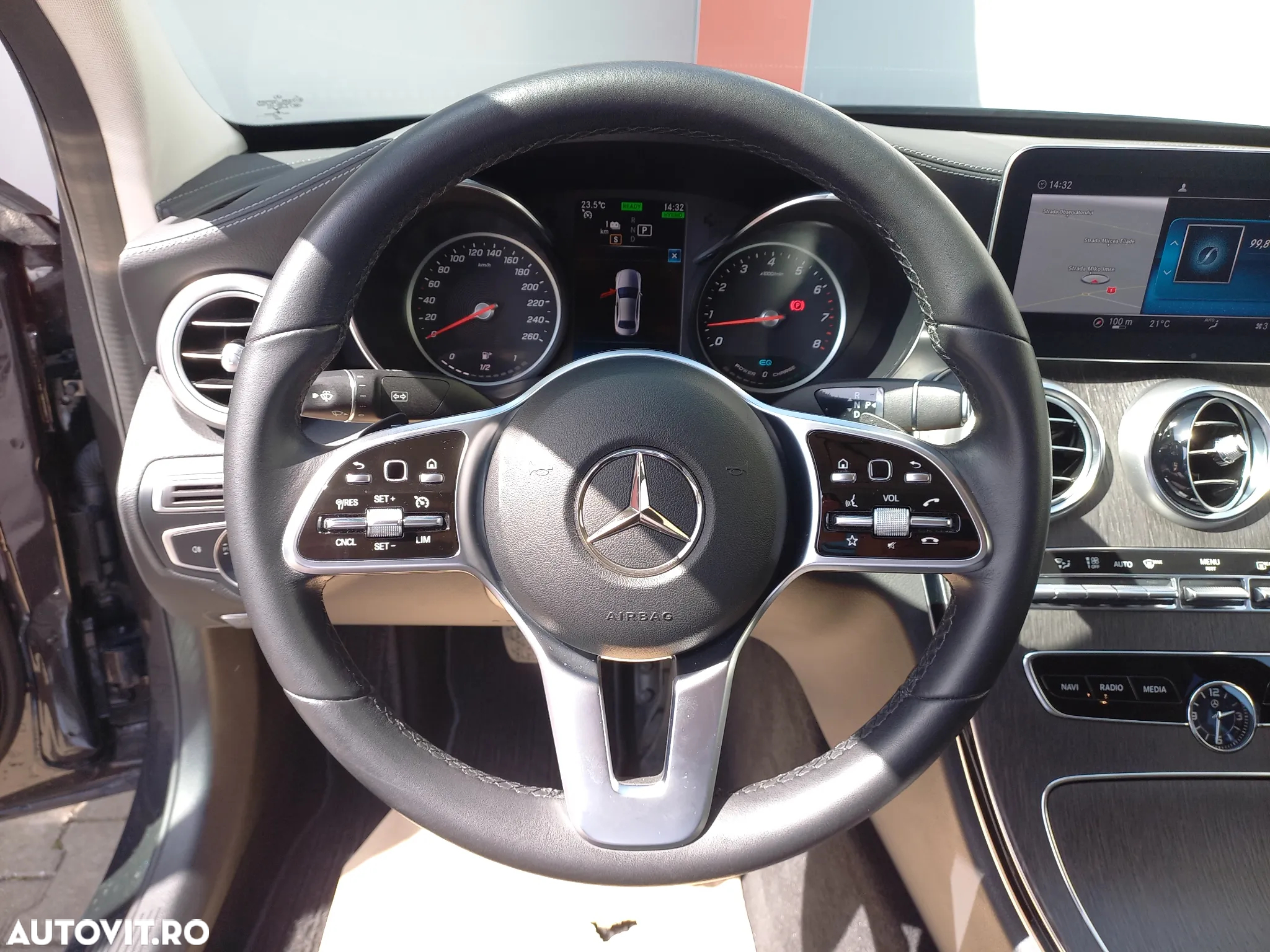 Mercedes-Benz C 300 e 9G-TRONIC Avantgarde - 17