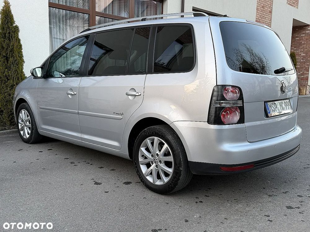 Volkswagen Touran 1.4 TSI Cup - 23