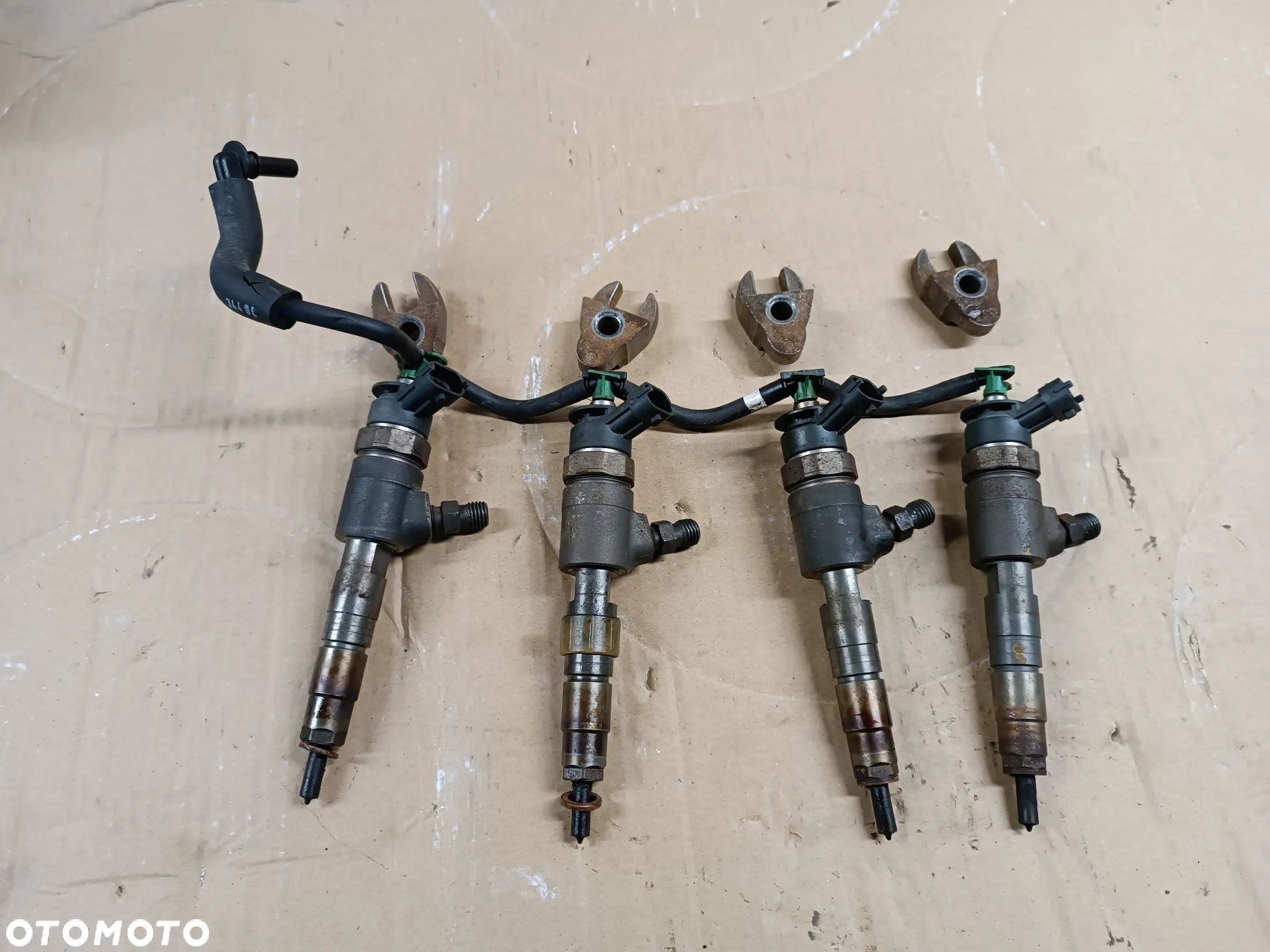 WTRYSKI BOSCH KOMPLET 0445110340 CITROEN PEUGEOT 1.6 EHDI - 1
