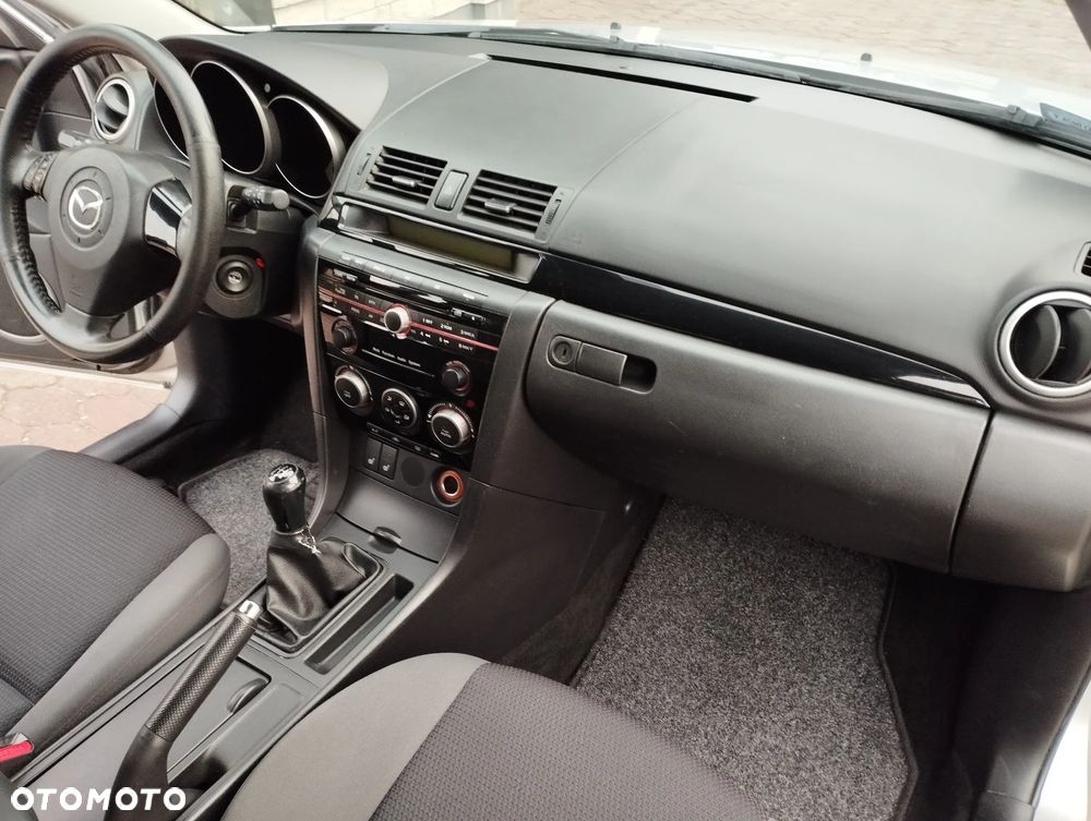 Mazda 3 1.6 MZR Active Plus - 10