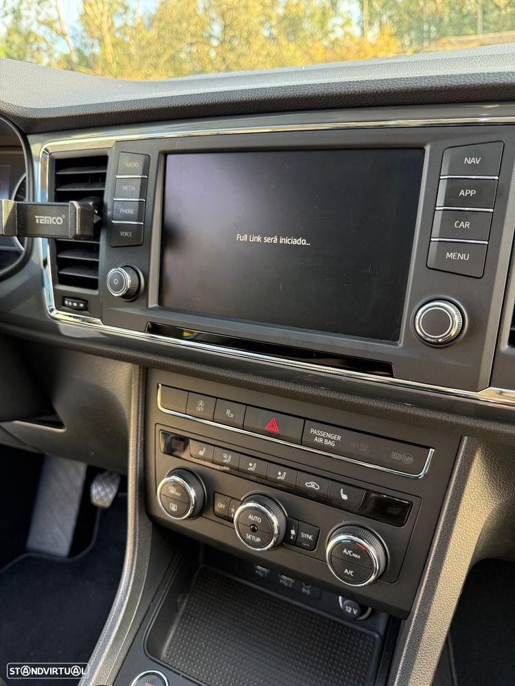 SEAT Ateca 1.6 TDI ECOMOTIVE Reference - 6