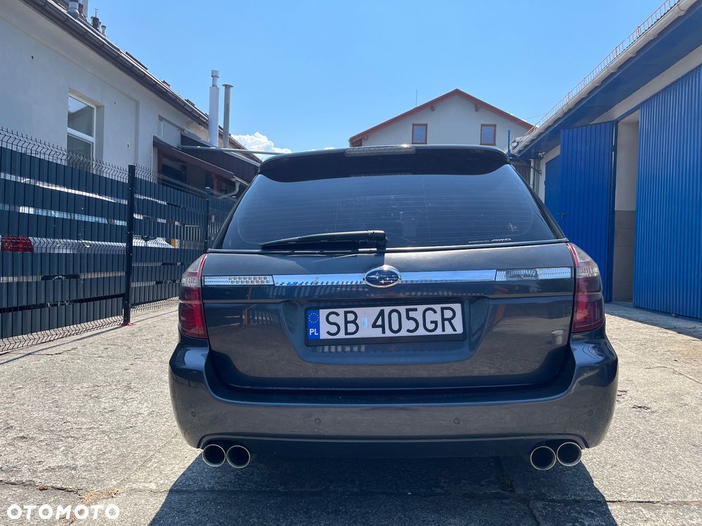 Subaru Legacy 3.0 H6 Spec B - 4