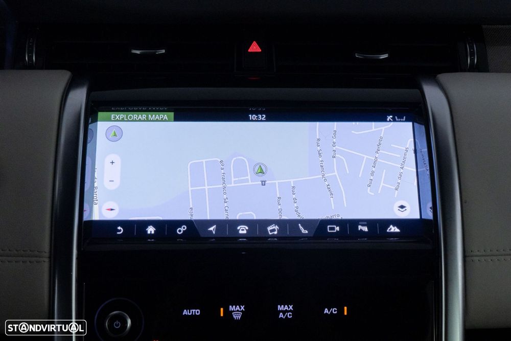 Land Rover Discovery Sport 1.5 I3 P300e AWD R-Dynamic HSE - 28