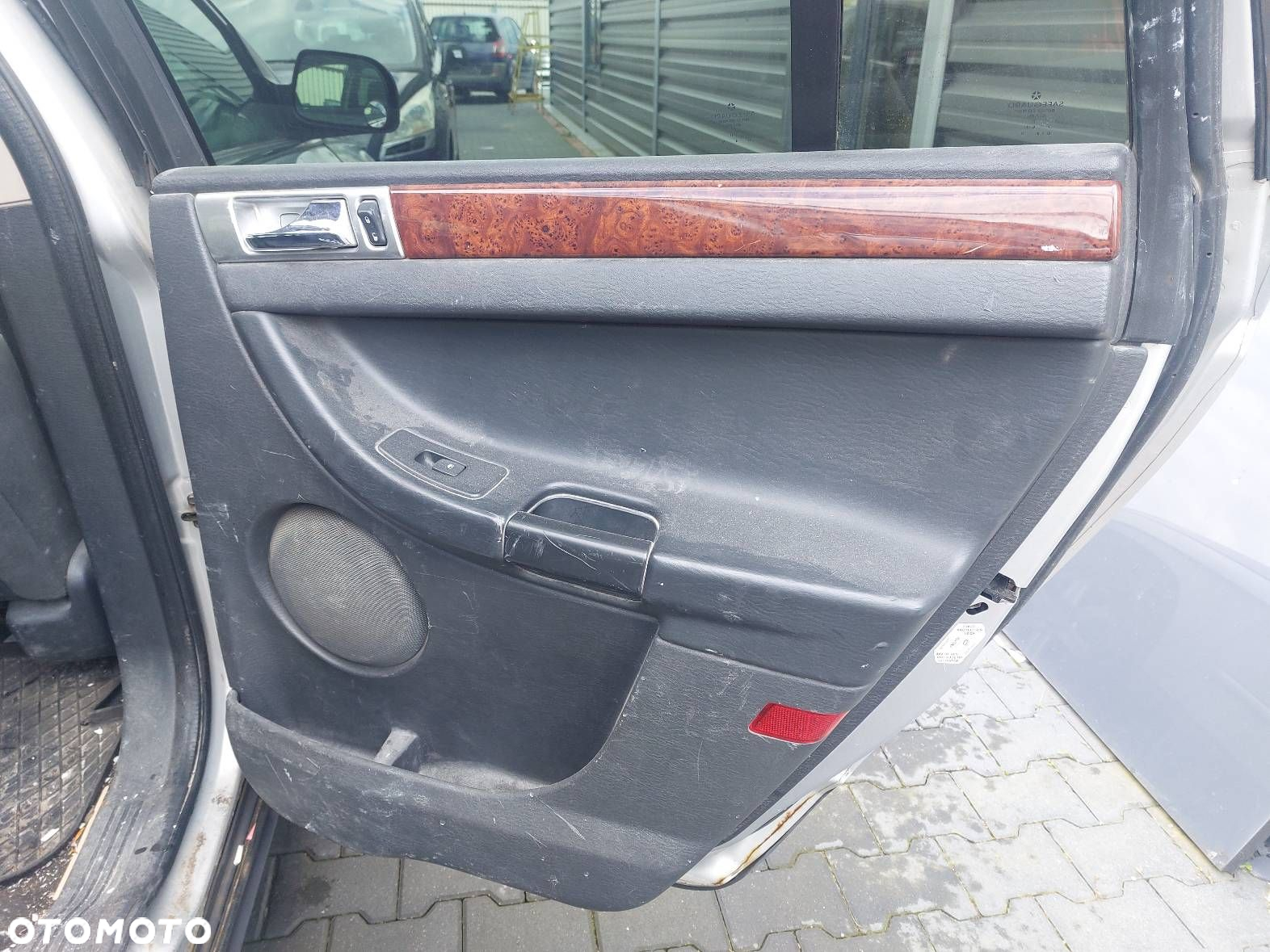 DRZWI KOMPLETNE PRAWY TYŁ CHRYSLER PACIFICA I PS2 - 6